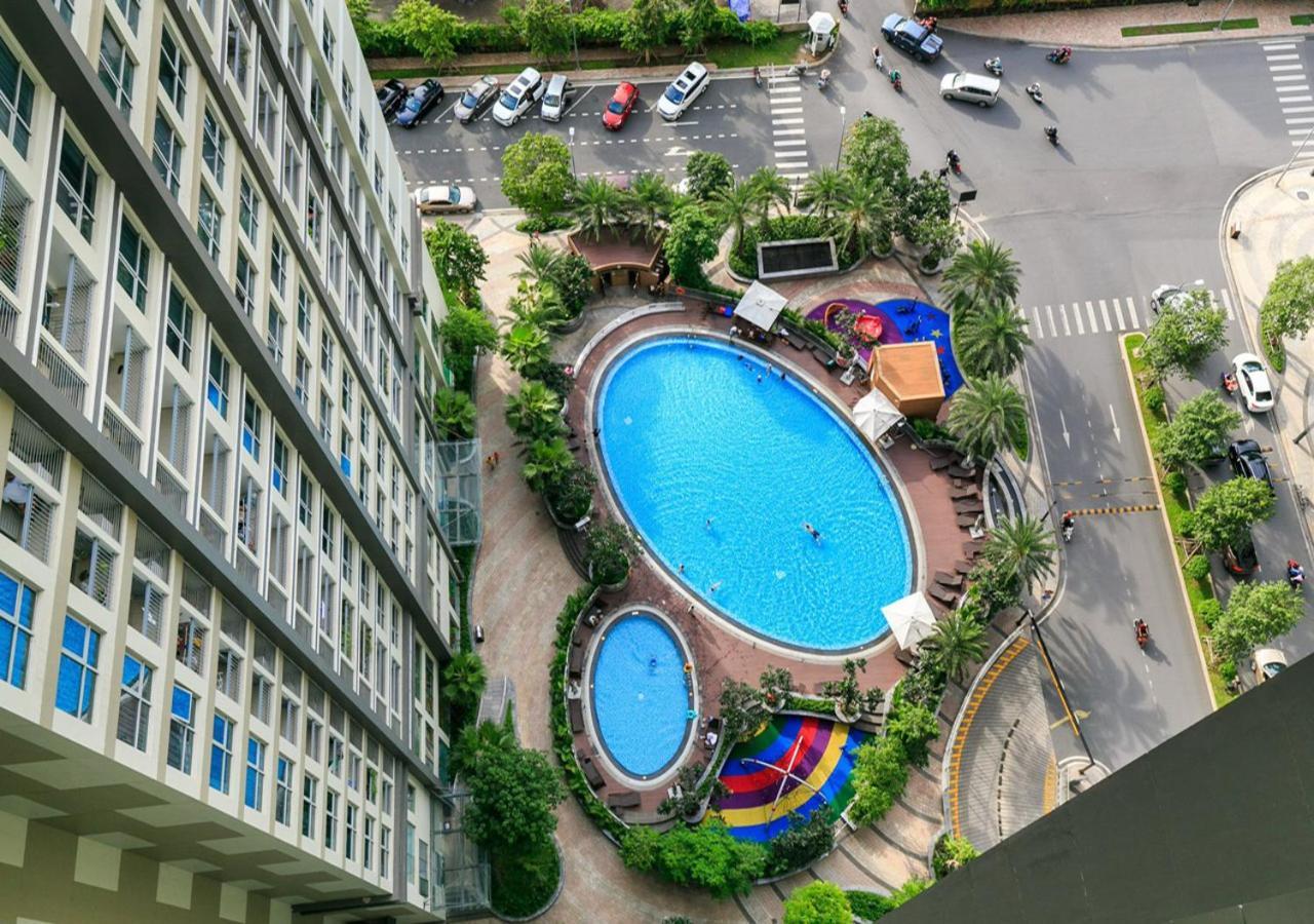 Апартаменты Landmark Plus Central Park Vista Хошимин Экстерьер фото