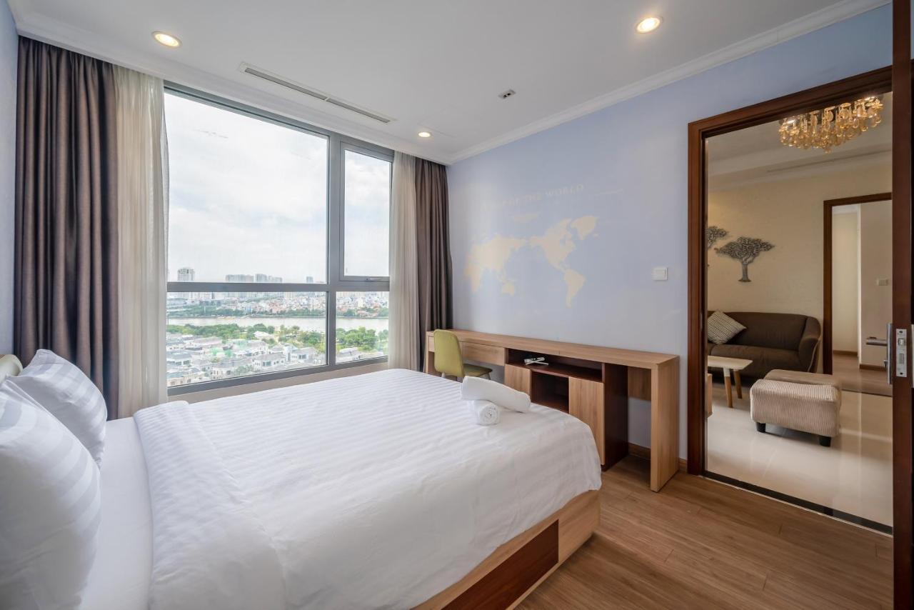 Апартаменты Landmark Plus Central Park Vista Хошимин Экстерьер фото